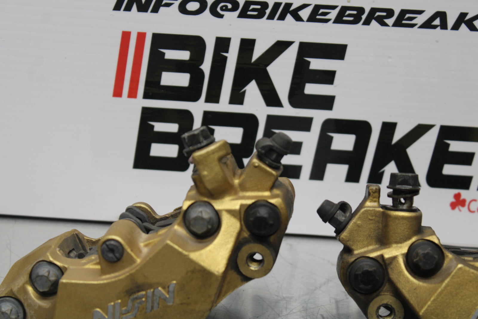 98-05 HONDA SUPER HAWK 1000 VTR1000F RIGHT LEFT FRONT BRAKE CALIPER SET BB152