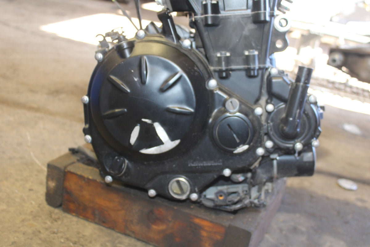 23 KAWASAKI NINJA 650 EX650 ENGINE MOTOR ONLY 2,873KM!! BB920