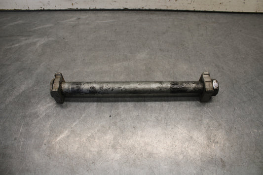 05-06 HONDA CBR600RR REAR AXLE BACK WHEEL BOLT AXEL 42301-MEE-D00  BB655