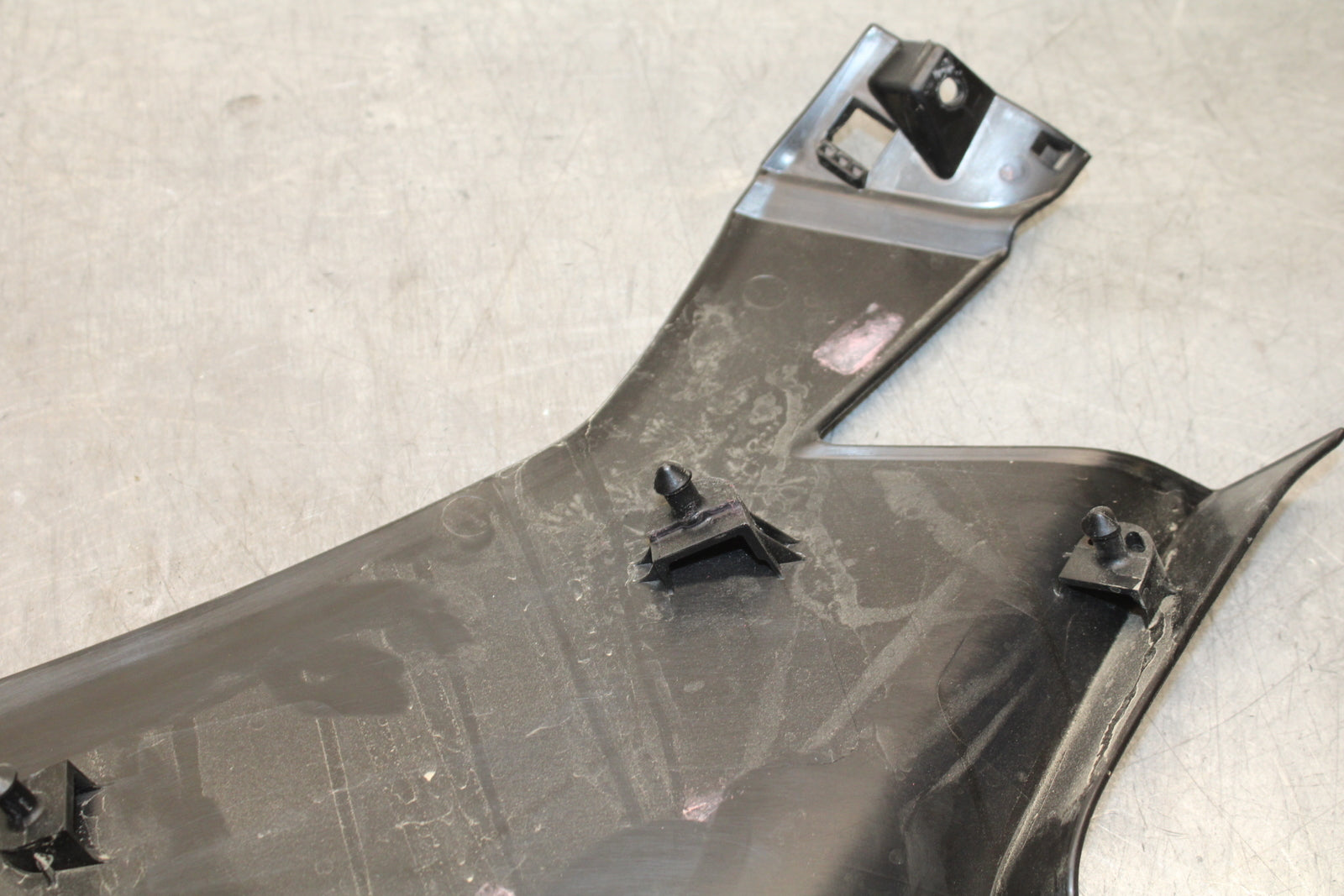 24 KAWASAKI NINJA 500 ABS LEFT GAS TANK FUEL CELL PANEL COVER TRIM COWL  BB730