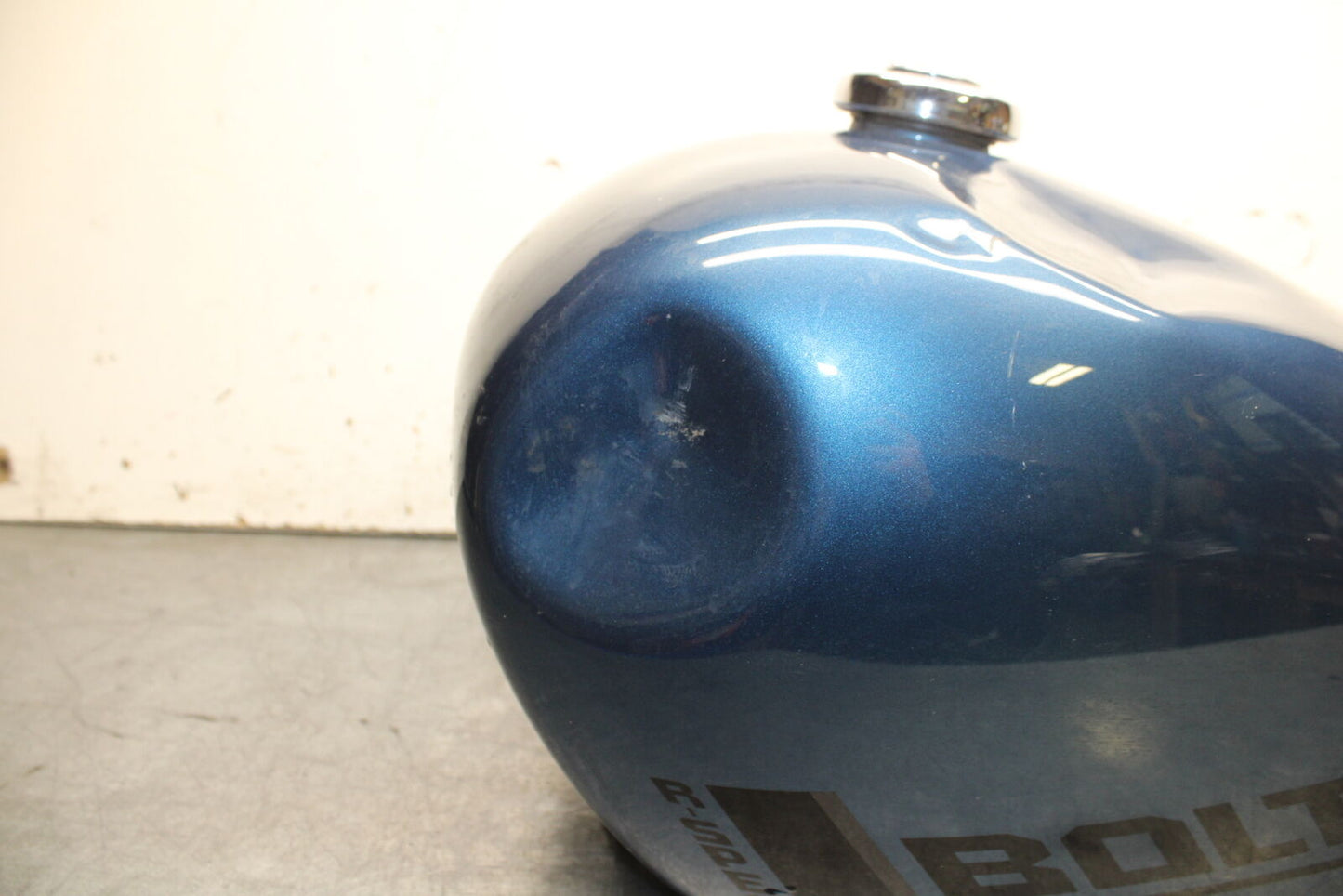 17-24 YAMAHA BOLT XVS950 GAS TANK FUEL PETROL RESERVOIR BB729