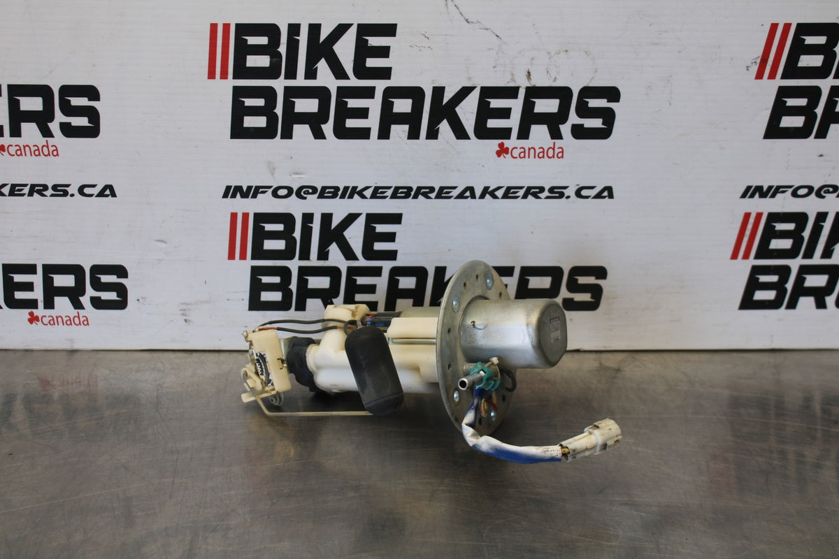 06-07 SUZUKI GSXR 600 FUEL PUMP GAS PETROL SENDER UNIT BB863