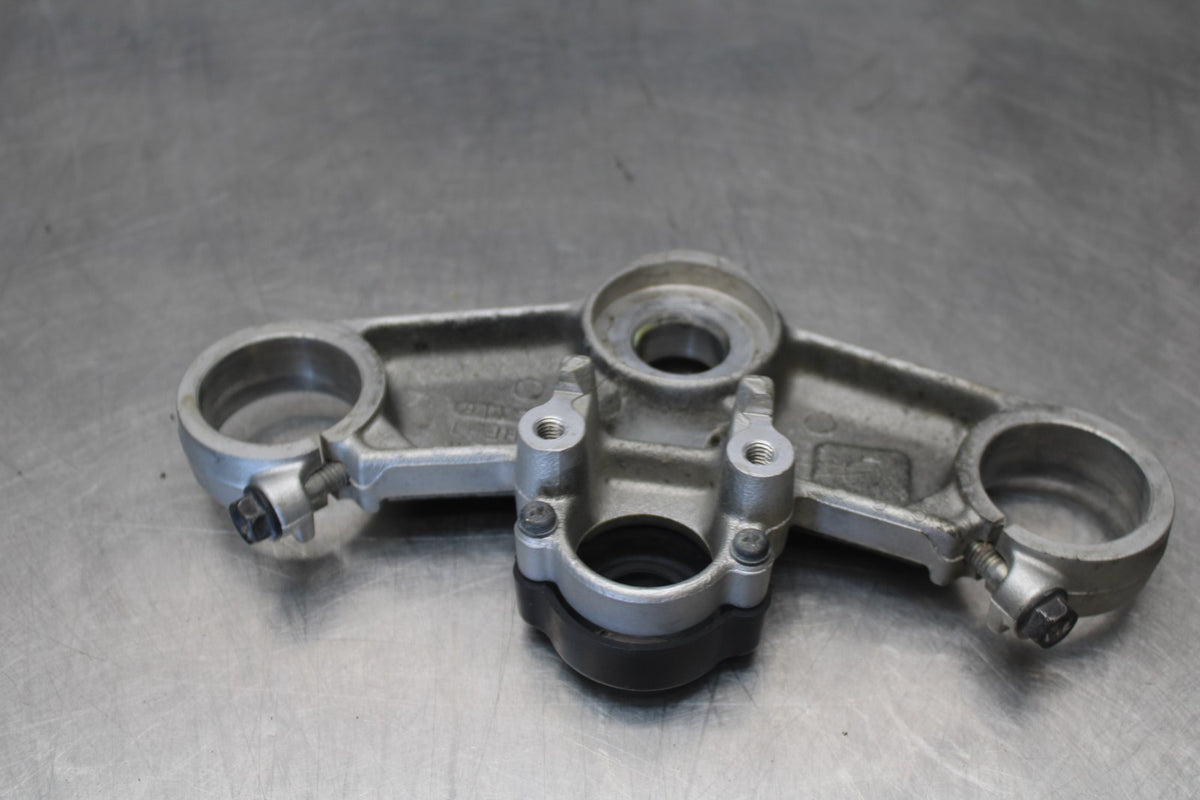 06-07 HONDA INTERCEPTOR 800 VFR800 FORKS UPPER TRIPLE TREE CLAMP BB917