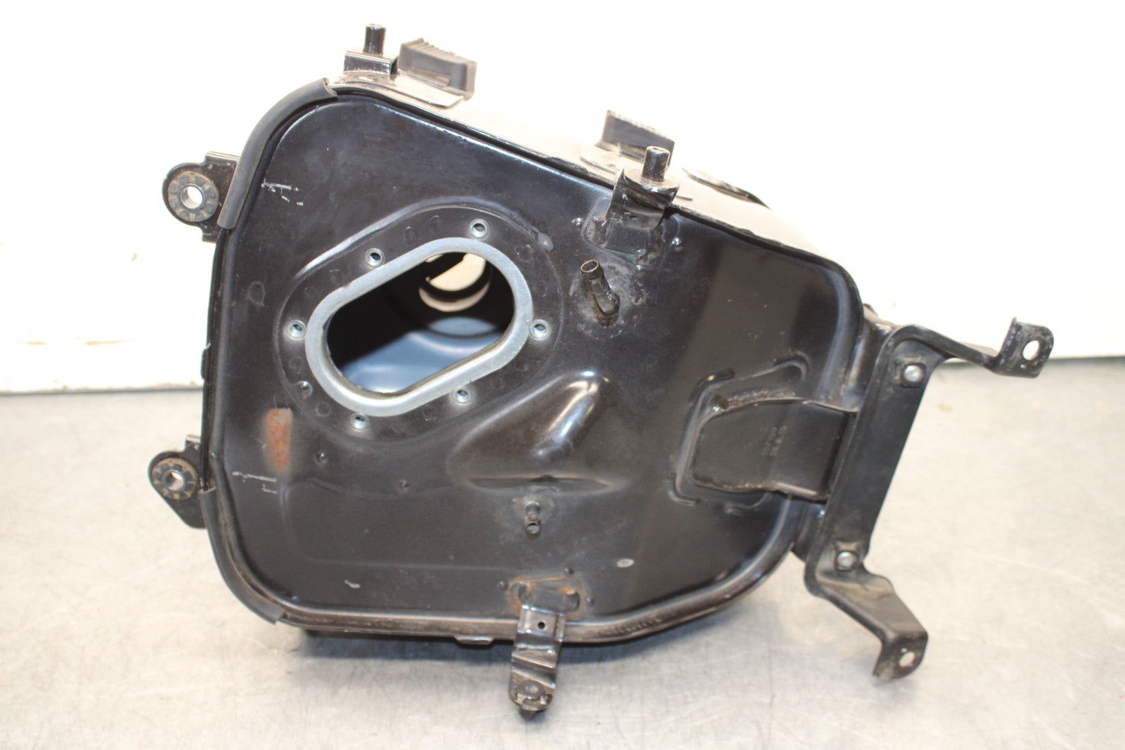 16-24 KTM 390 RC GAS TANK FUEL CELL PETROL RESERVOIR BB648