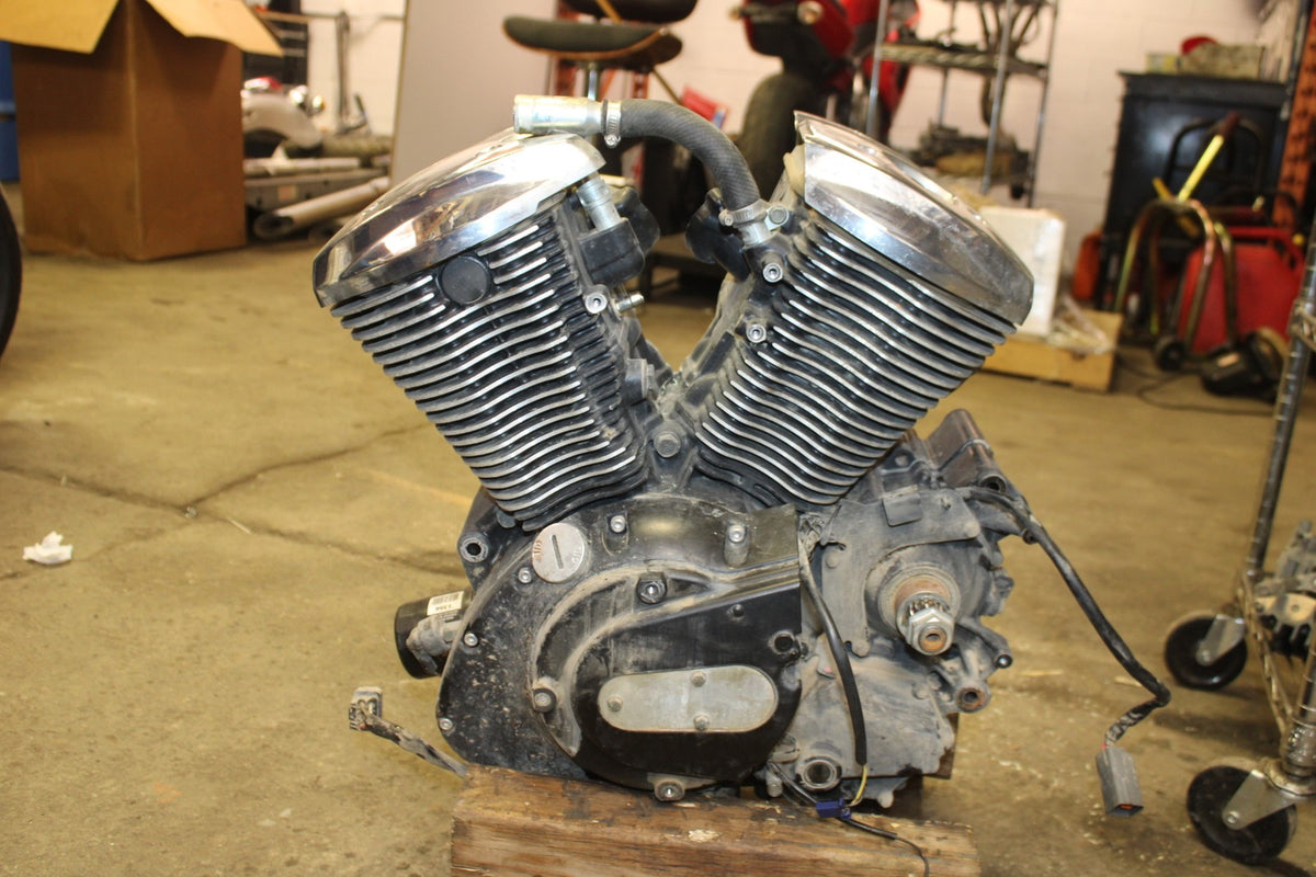 07-25 KAWASAKI VULCAN 900 VN900D CLASSIC LT ENGINE MOTOR BB842