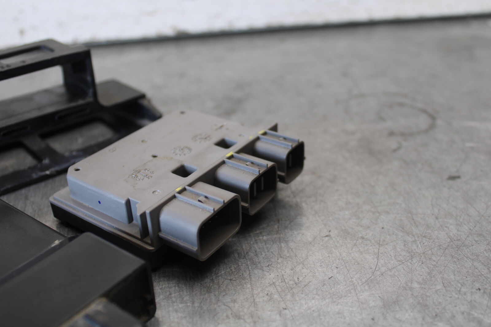 18-23 KAWASAKI NINJA 400 ECU COMPUTER CONTROLLER UNIT BLACK BOX ECM CDI  BB679