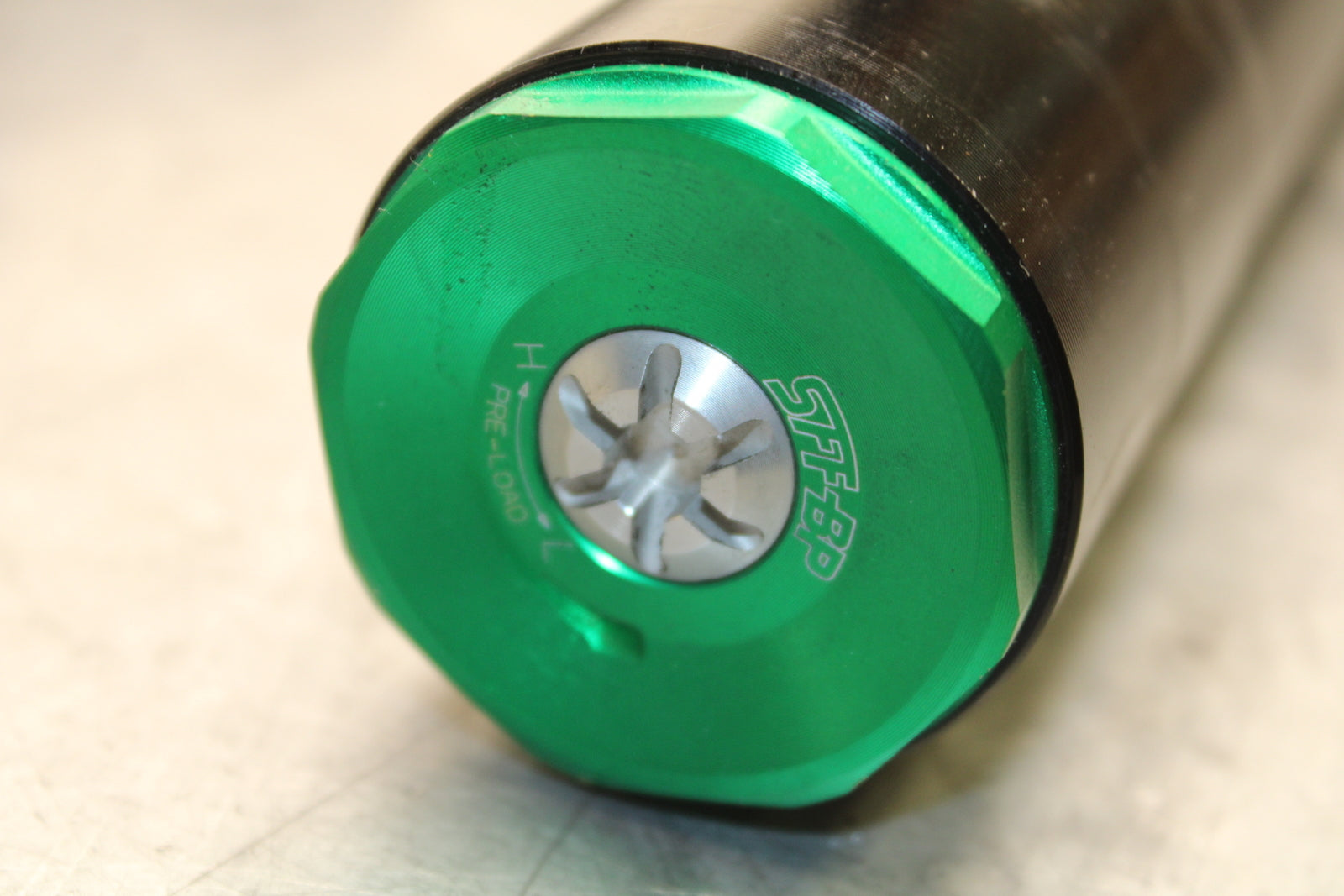 13-18 KAWASAKI NINJA ZX6R FRONT FORKS SET PAIR 44071-0834-56K BB666