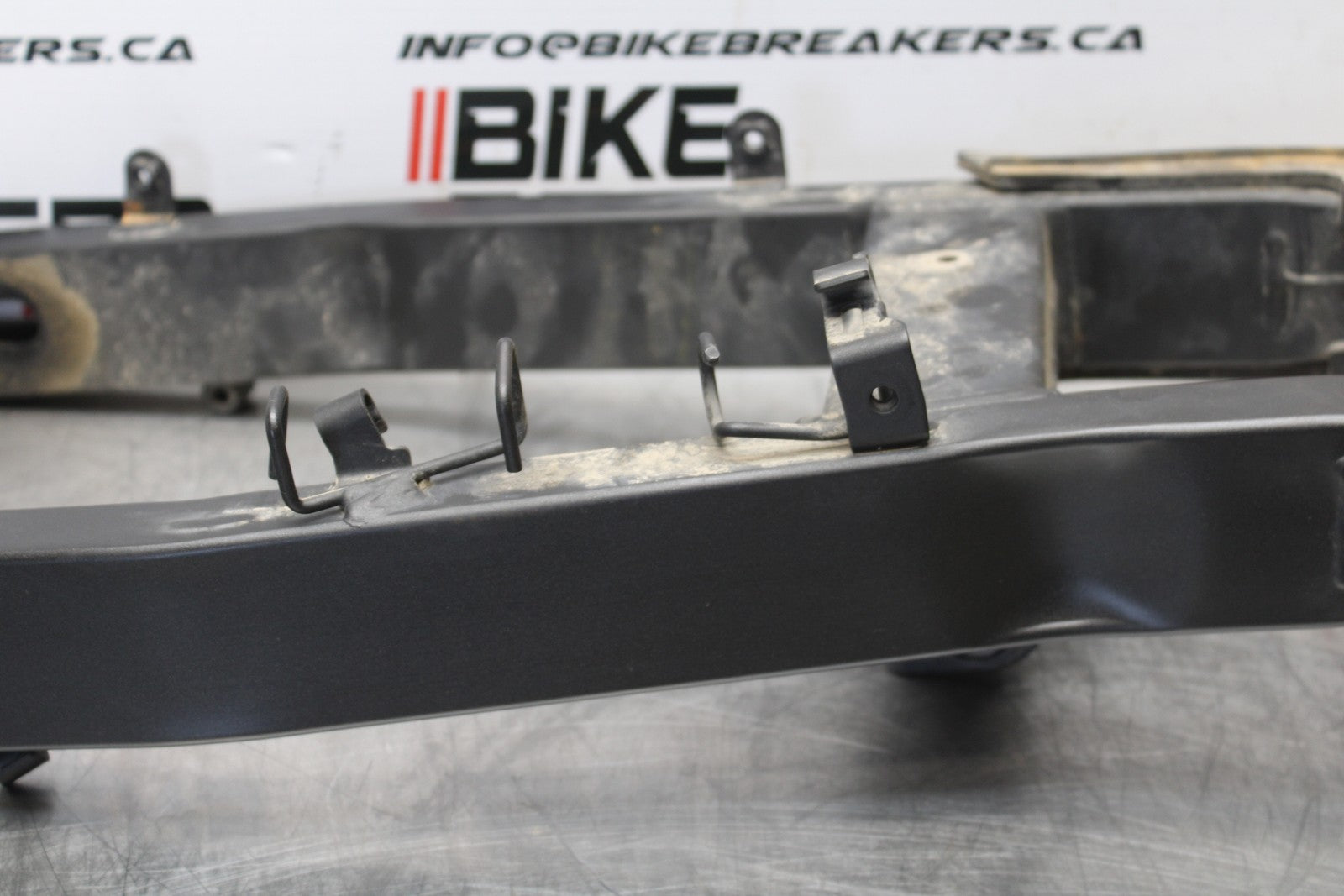 18-23 KAWASAKI NINJA 400 EX400 ABS REAR SWINGARM BACK SUSPENSION SWING ARM BB177