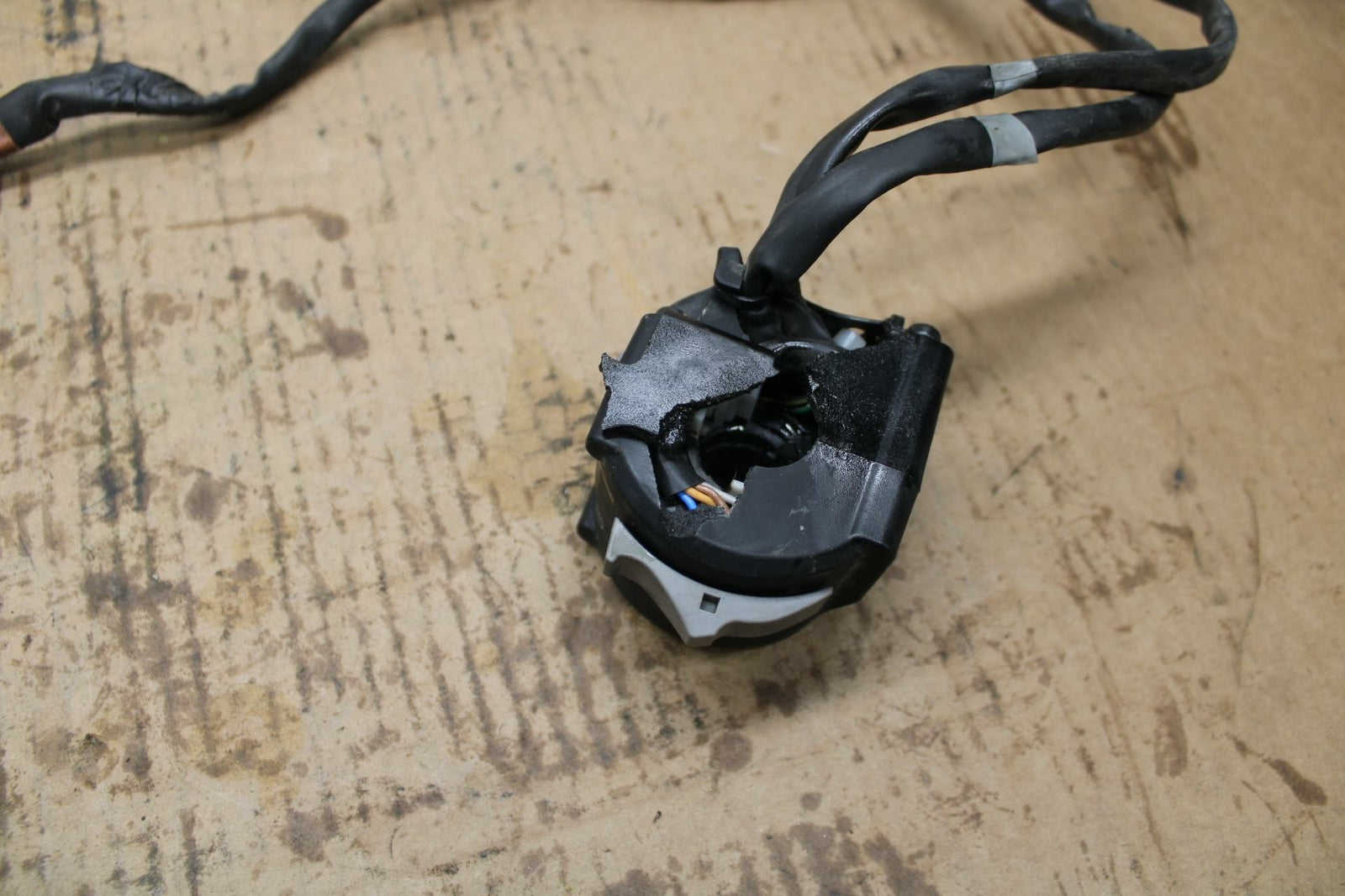 20-22 KAWASAKI Z H2 RIGHT CLIP ON HANDLE KILL OFF START SWITCH SWITCHES BB382