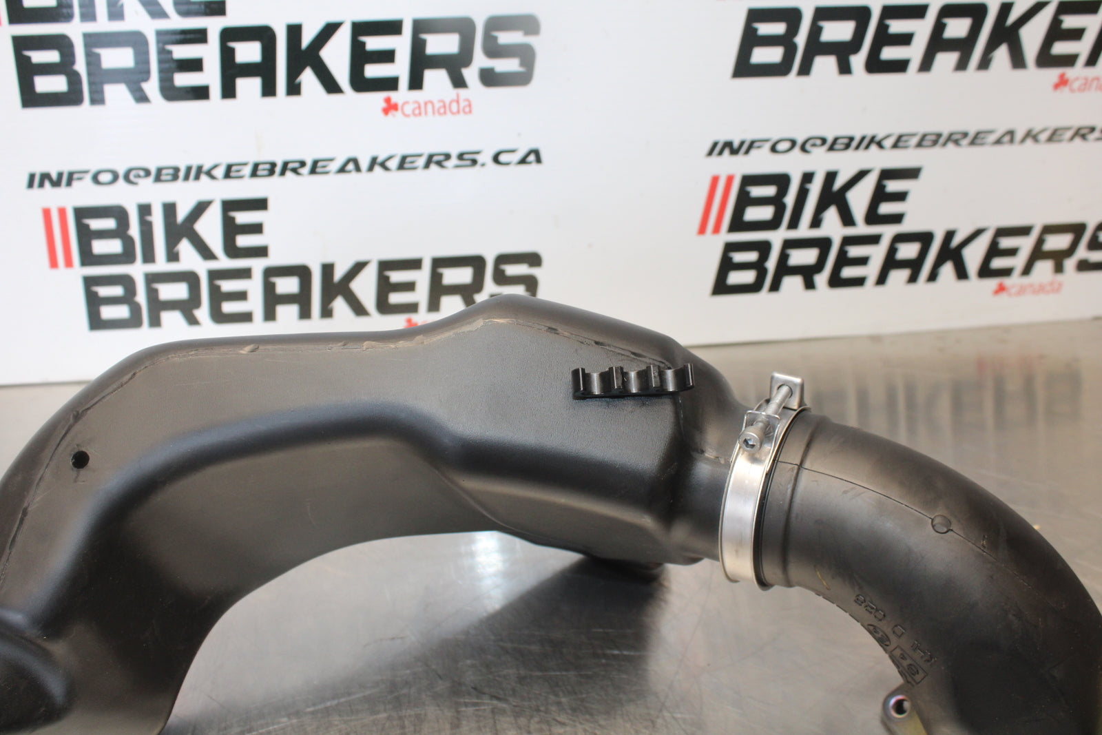 23-24 KAWASAKI NINJA ZX14R NEW!! RIGHT LEFT AIR INTAKE DUCTS BB169