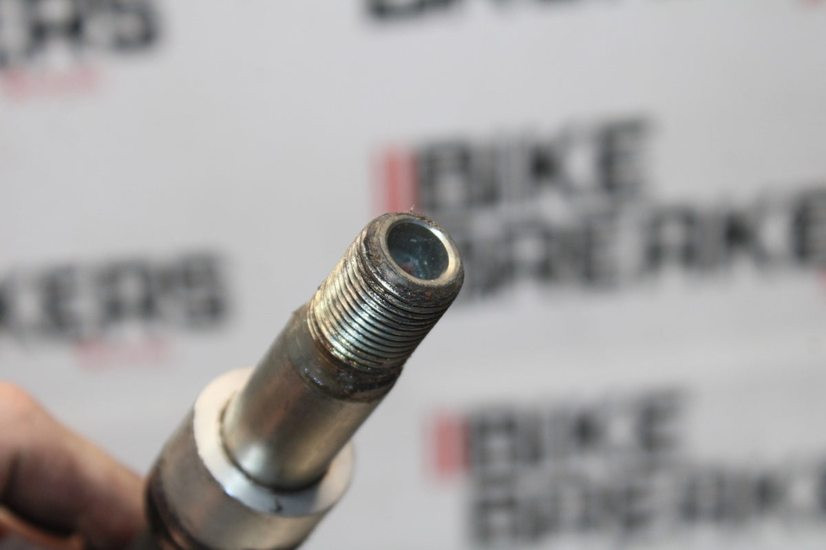 12 TRIUMPH STREET TRIPLE R FRONT WHEEL RIM AXLE PIVOT BOLT BB914