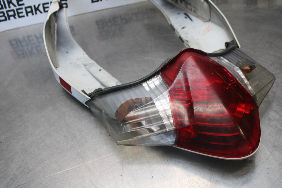 06-07 HONDA INTERCEPTOR 800 VFR800 REAR TAIL LIGHT & FAIRING COWL SHROUD BB917