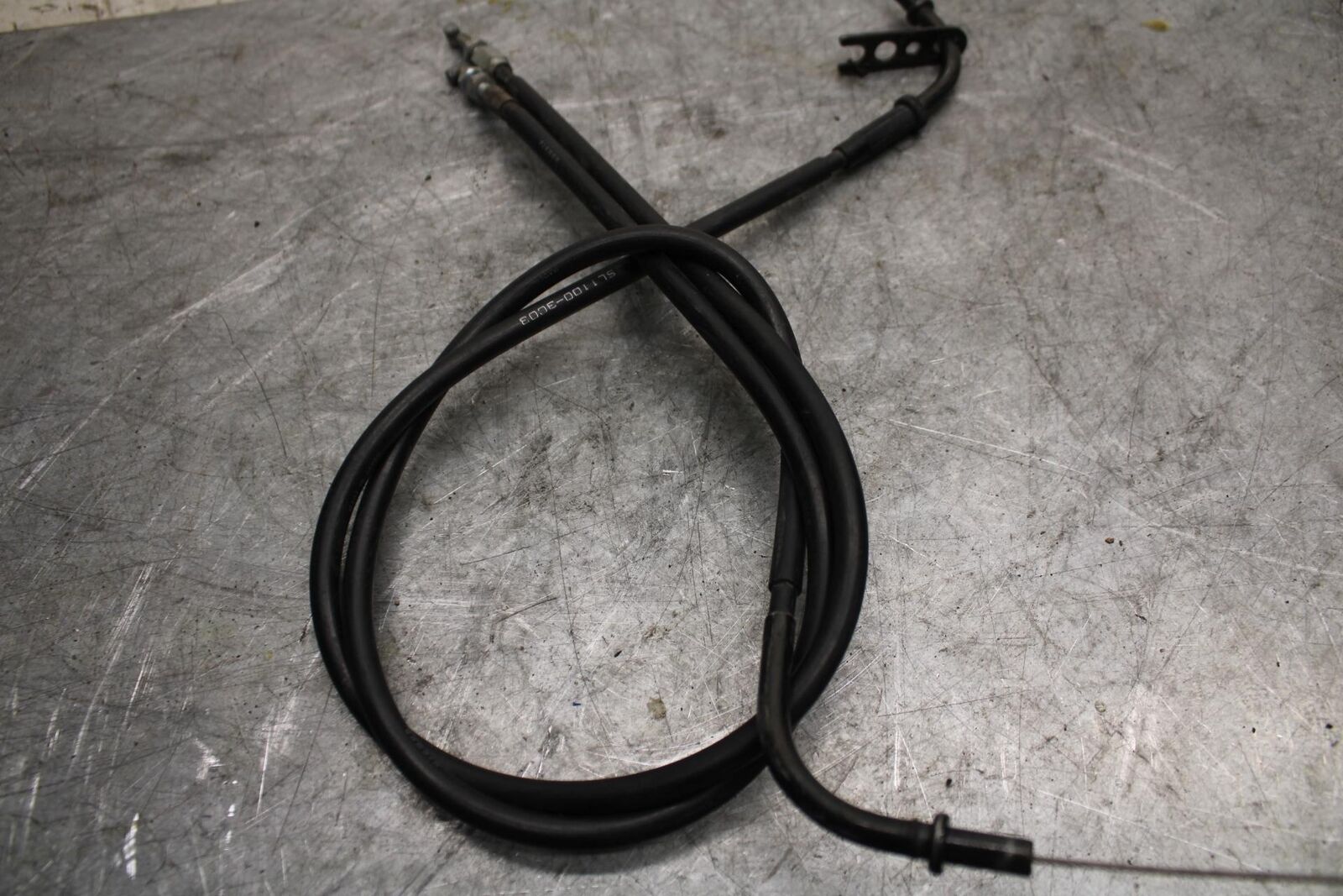 2003 Yamaha YZF R6 THROTTLE CABLES LINES 5SL-26311-00-00 5SL-26312-00-00 BB539