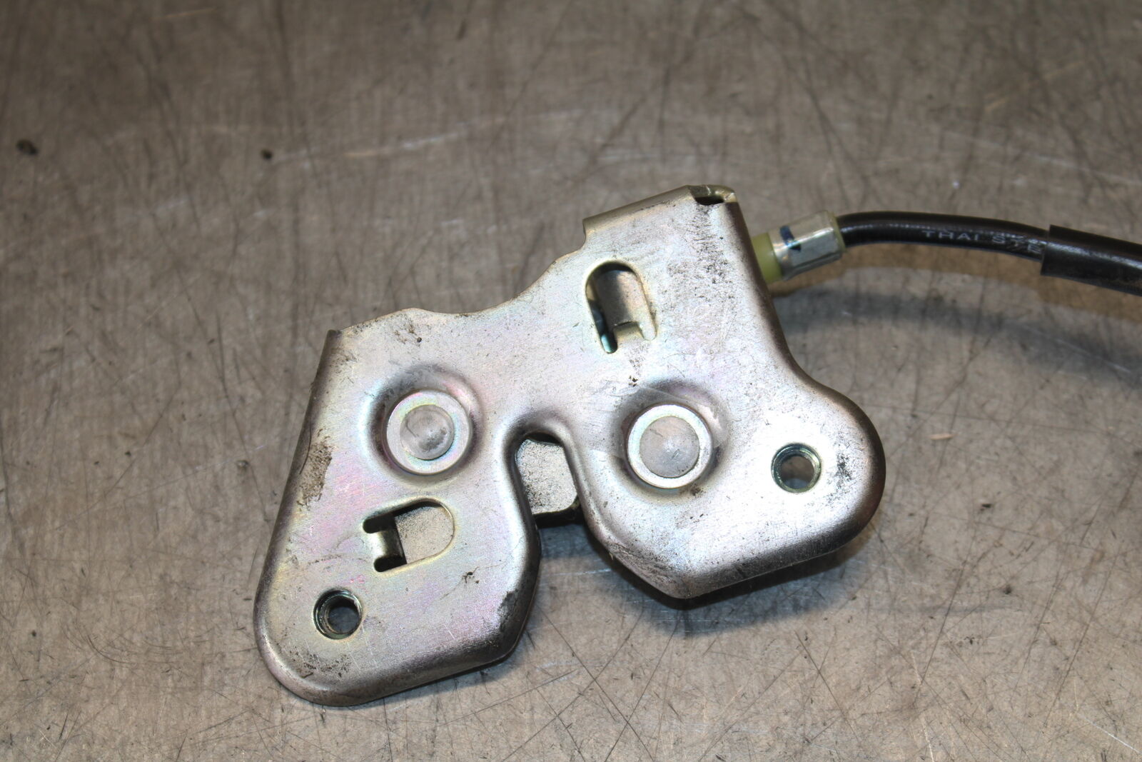 13-15 HONDA CBR500R REAR PASSENGER SEAT LATCH LOCK ASSEMBLY BB704