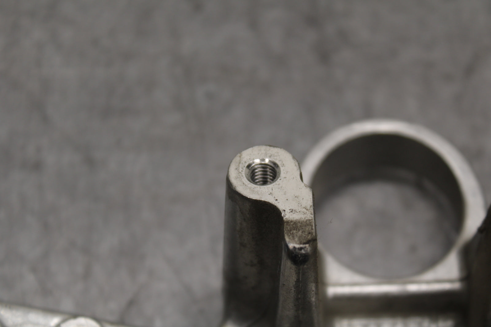 00-02 KAWASAKI NINJA ZX6R FORKS UPPER TRIPLE TREE CLAMP BB750