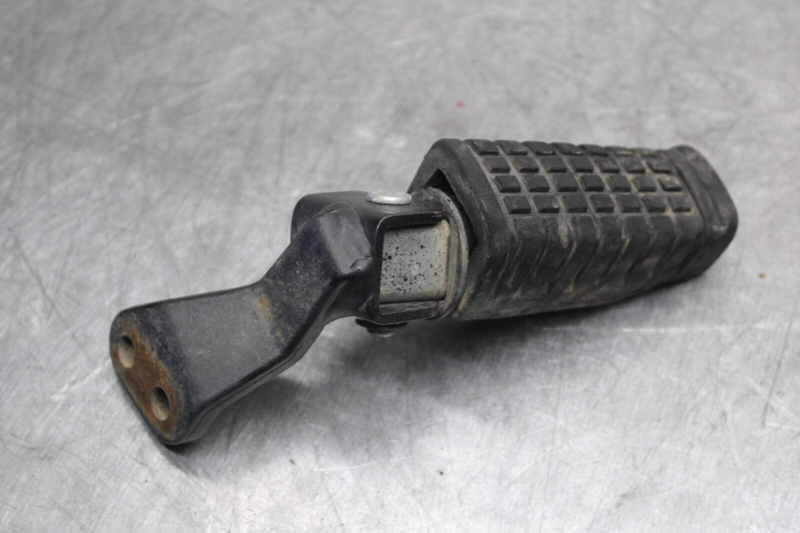 08-18 KAWASAKI KLR650 FRONT FOOT RESTS PEGS STEPS SET PAIR BB707