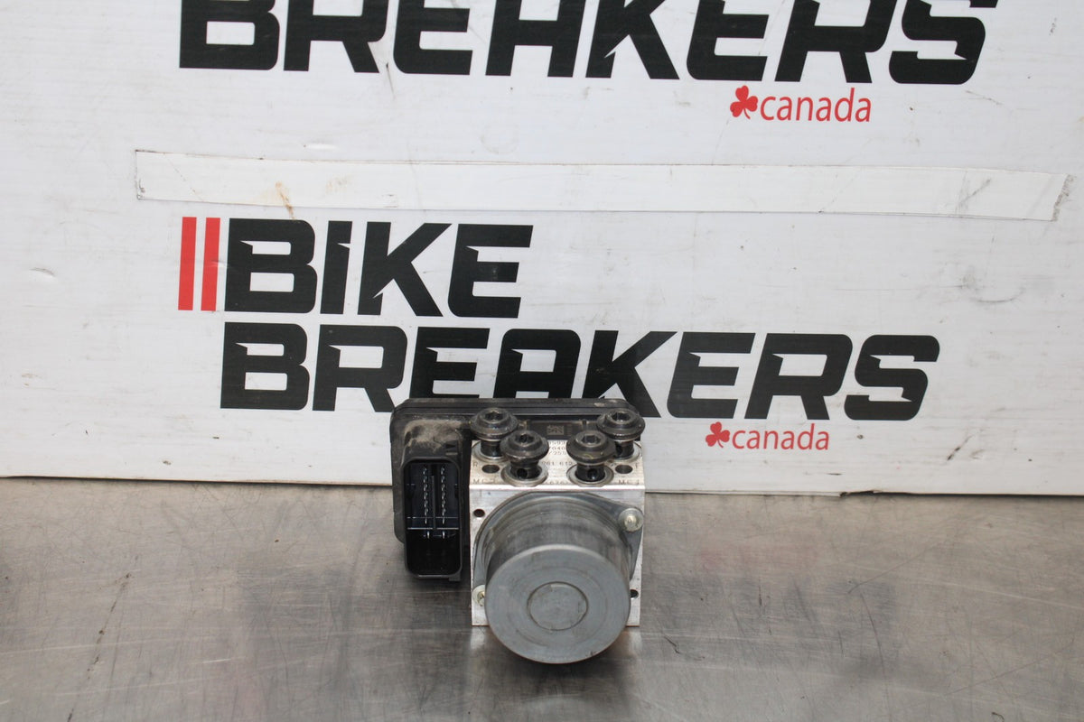 17 YAMAHA YZF R6 ABS PUMP UNIT MODULE BB922