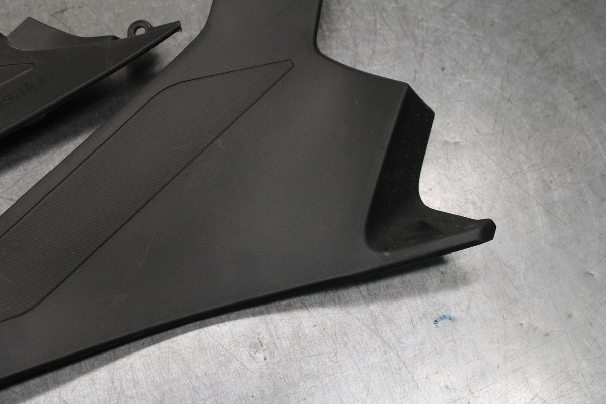 18-23 KAWASAKI NINJA 400 EX400 ABS RIGHT LEFT SIDE SEAT PANELS TRIMS COWLS BB747