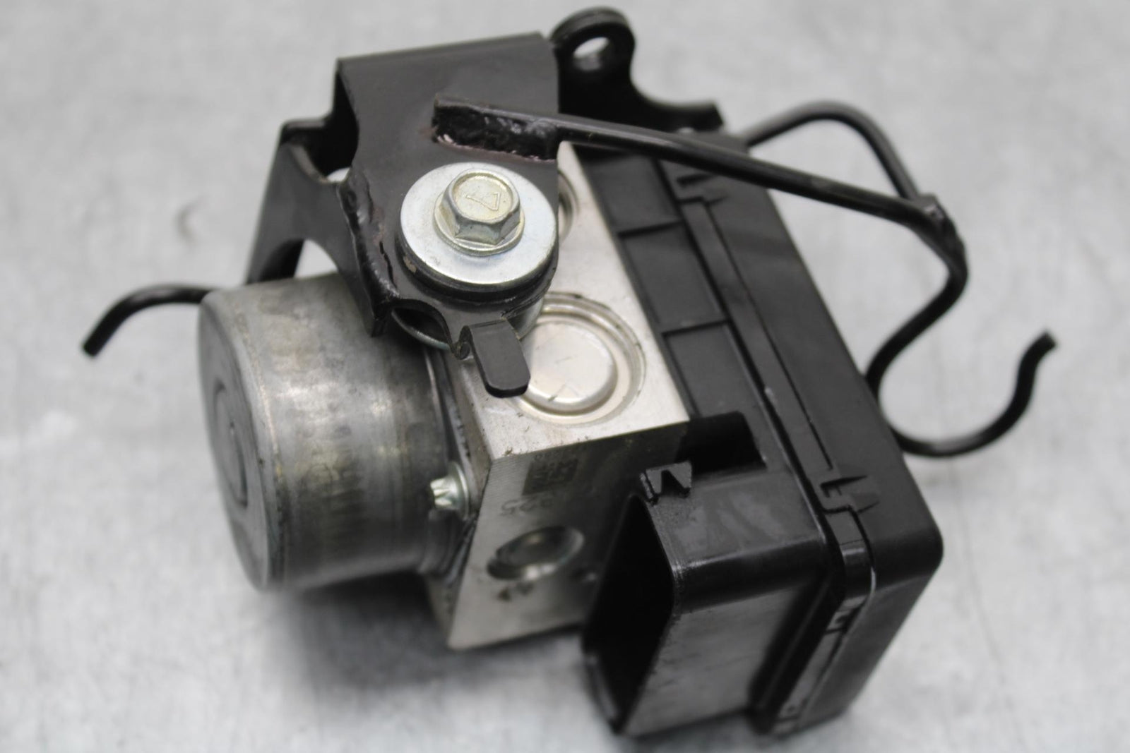 2014 Kawasaki Ninja 650 EX650E ABS PUMP UNIT MODULE BB569