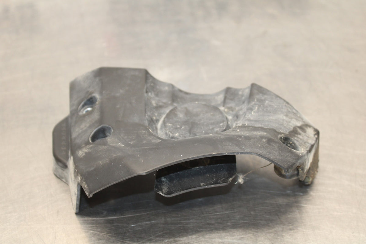 22-25 YAMAHA YZF R7 ENGINE SPROCKET COVER BB940