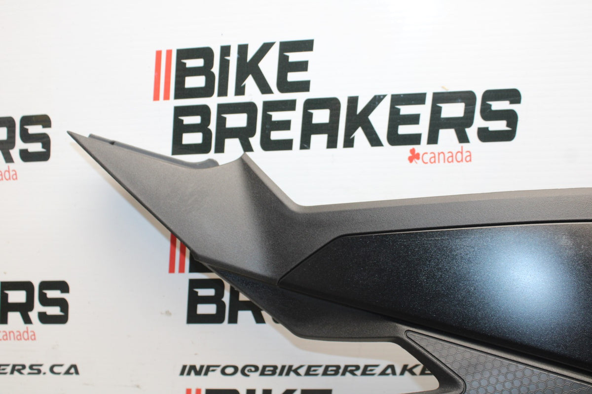 23-26 KAWASAKI NINJA ZX4RR RIGHT FRONT UPPER MID SIDE FAIRING COWL PLASTIC BB00