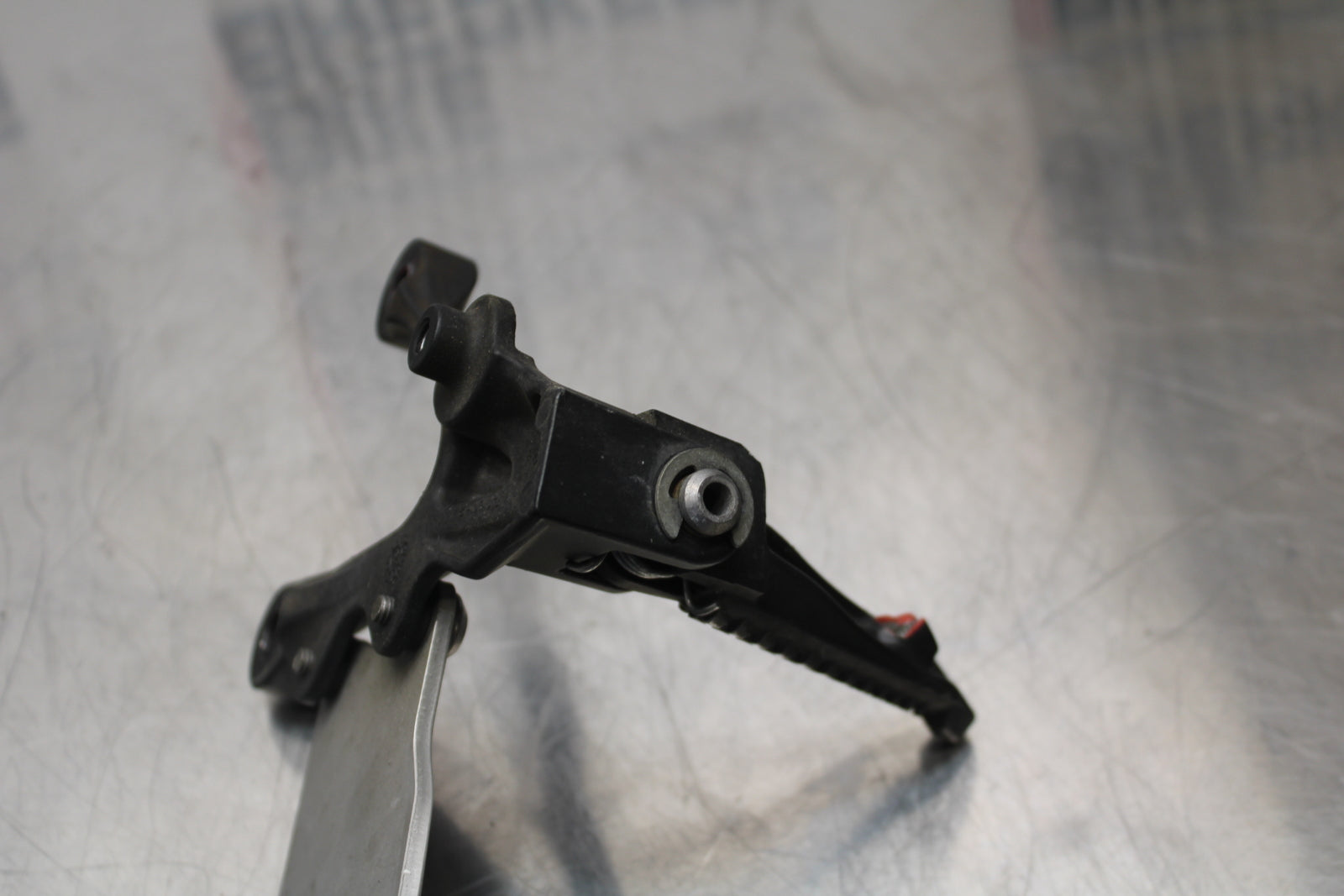 13-17 KAWASAKI NINJA ZX6R ZX636 ABS LEFT REARSET REAR SET DRIVER FOOT PEG BB143