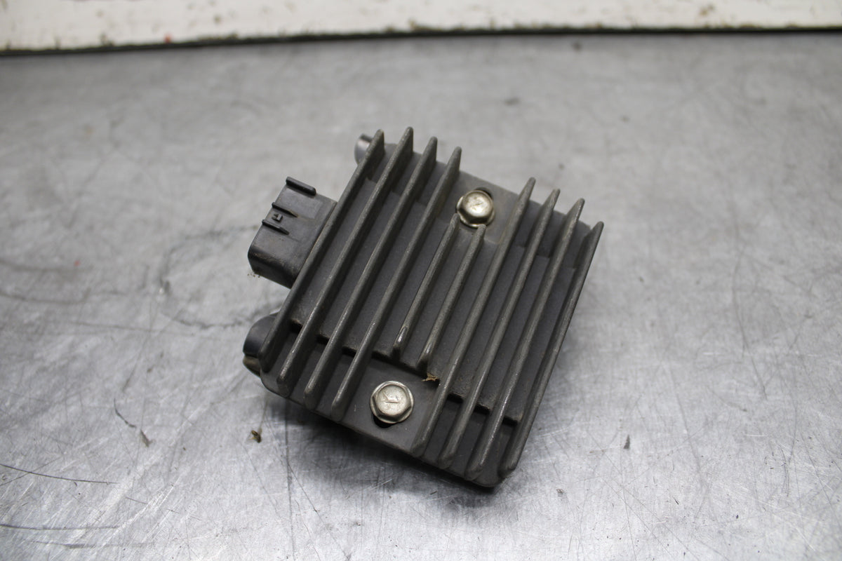 12-17 KAWASAKI ER-6N Z650 RECTIFIER VOLTAGE REGULATOR BB709