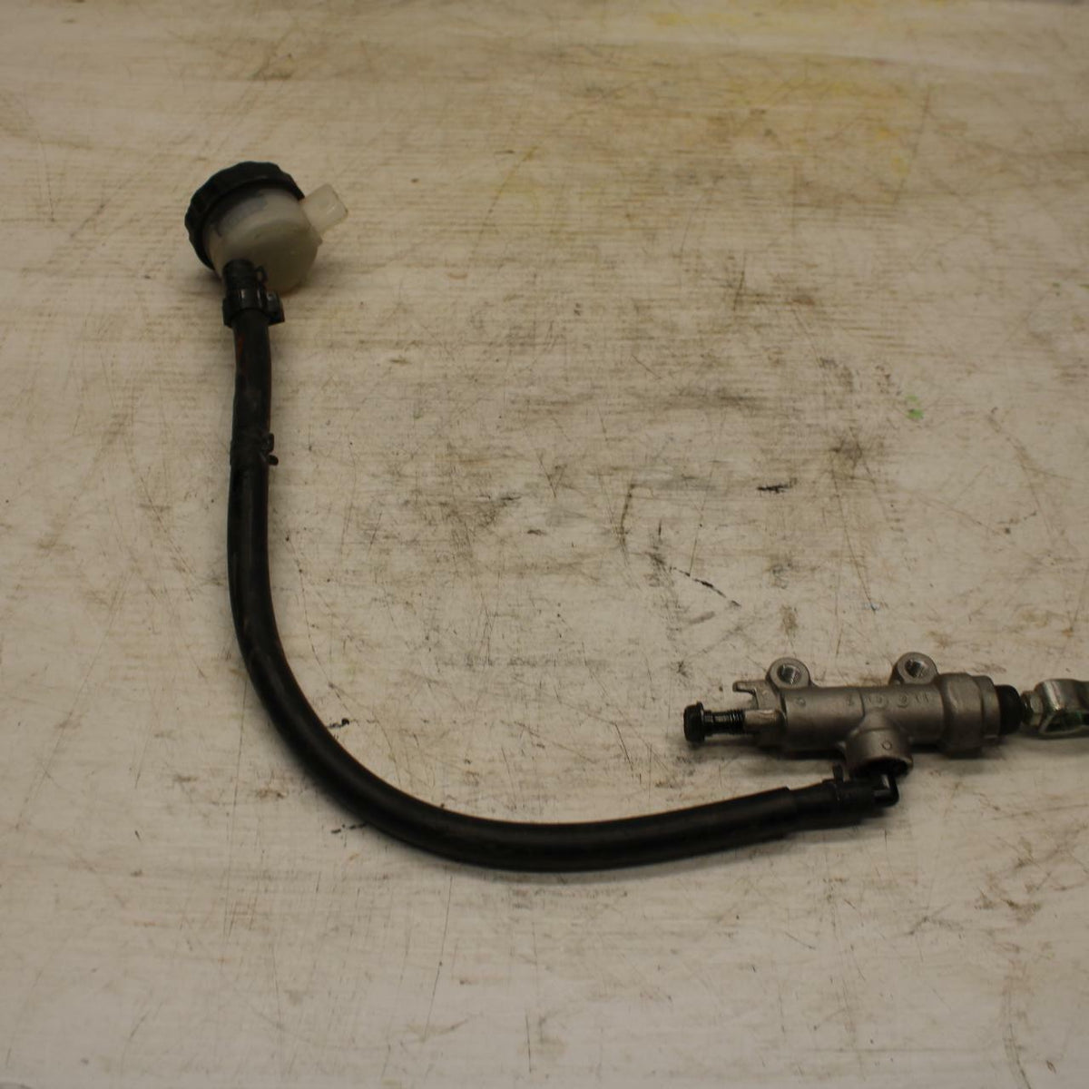 11-12 KAWASAKI NINJA 400 EX400 C REAR  BRAKE MASTER CYLINDER W RESERVOIR BB358