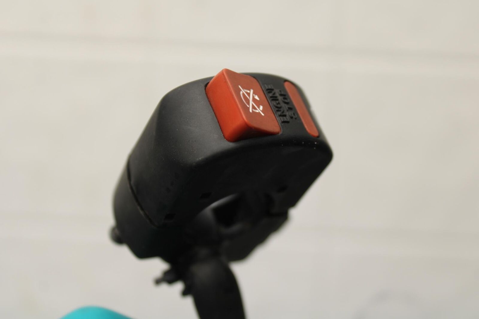2000 Honda Super Hawk VTR1000F RIGHT CLIP ON HANDLE KILL OFF START SWITCH BB577