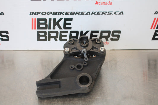 23-24 KAWASAKI NINJA ZX14R REAR BACK BRAKE CALIPER W MOUNT BRACKET BB169