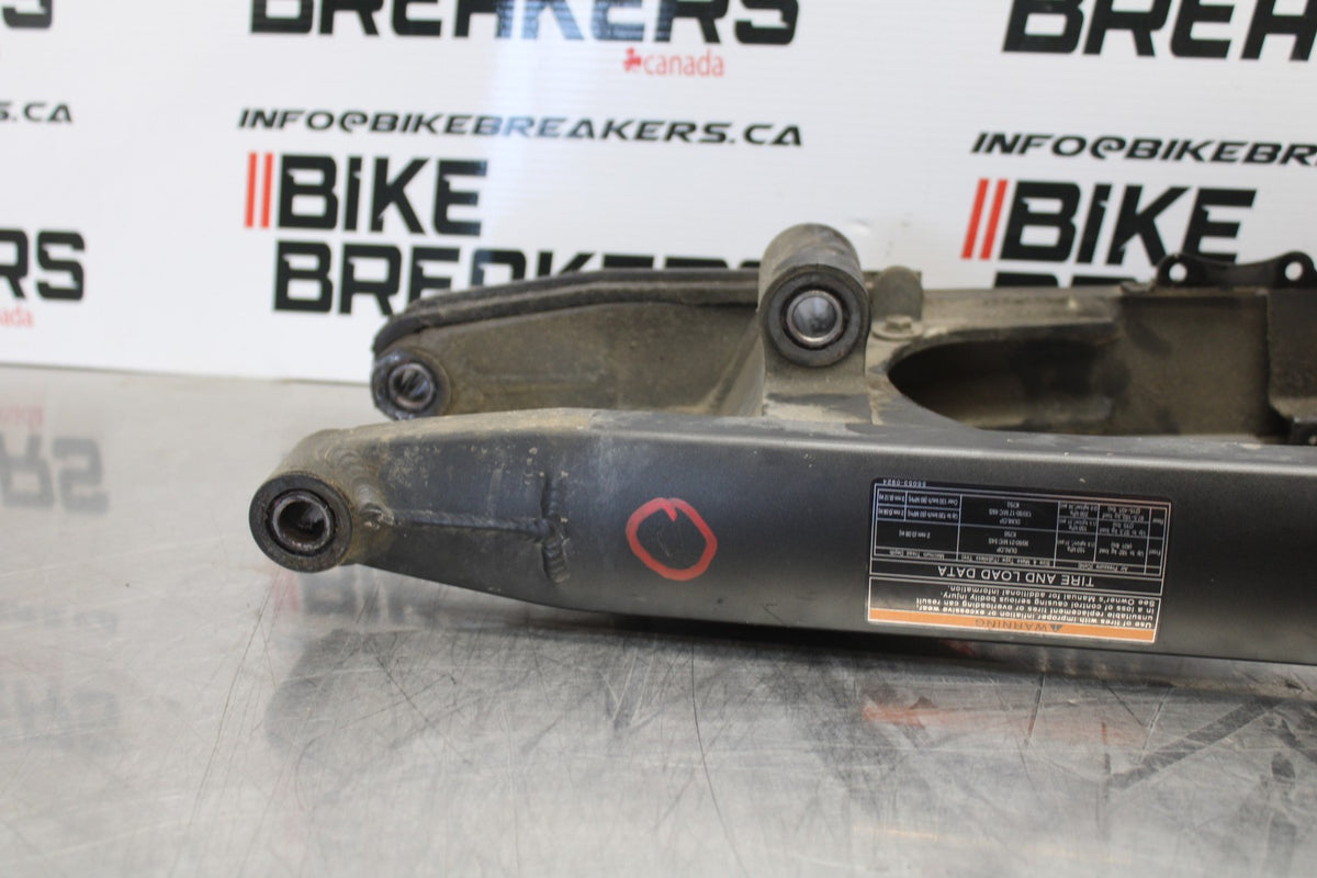 08-18 KAWASAKI KLR650 REAR SWINGARM BACK SUSPENSION SWING ARM BB183
