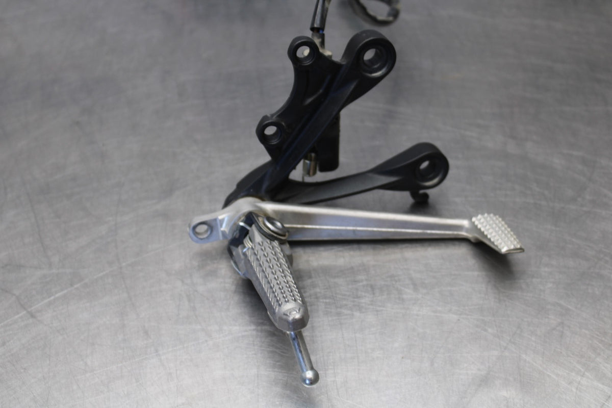 24 KAWASAKI NINJA ZX6R ZX636 ABS 40TH ANNIVERSARY RIGHT REARSET REAR SET BB911