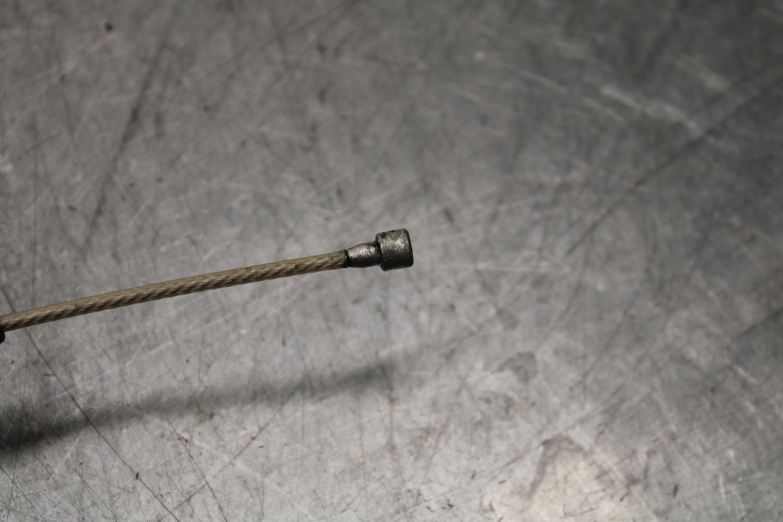 04-05 YAMAHA YZF R1 CLUTCH CABLE LINE BB131