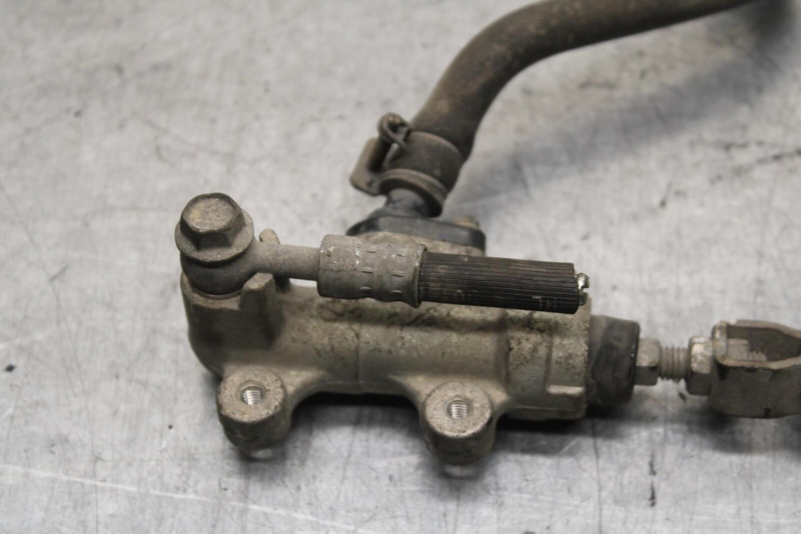 1988 Suzuki Katana 600 GSX600F REAR BACK BRAKE MASTER CYLINDER W RESERVOIR BB94