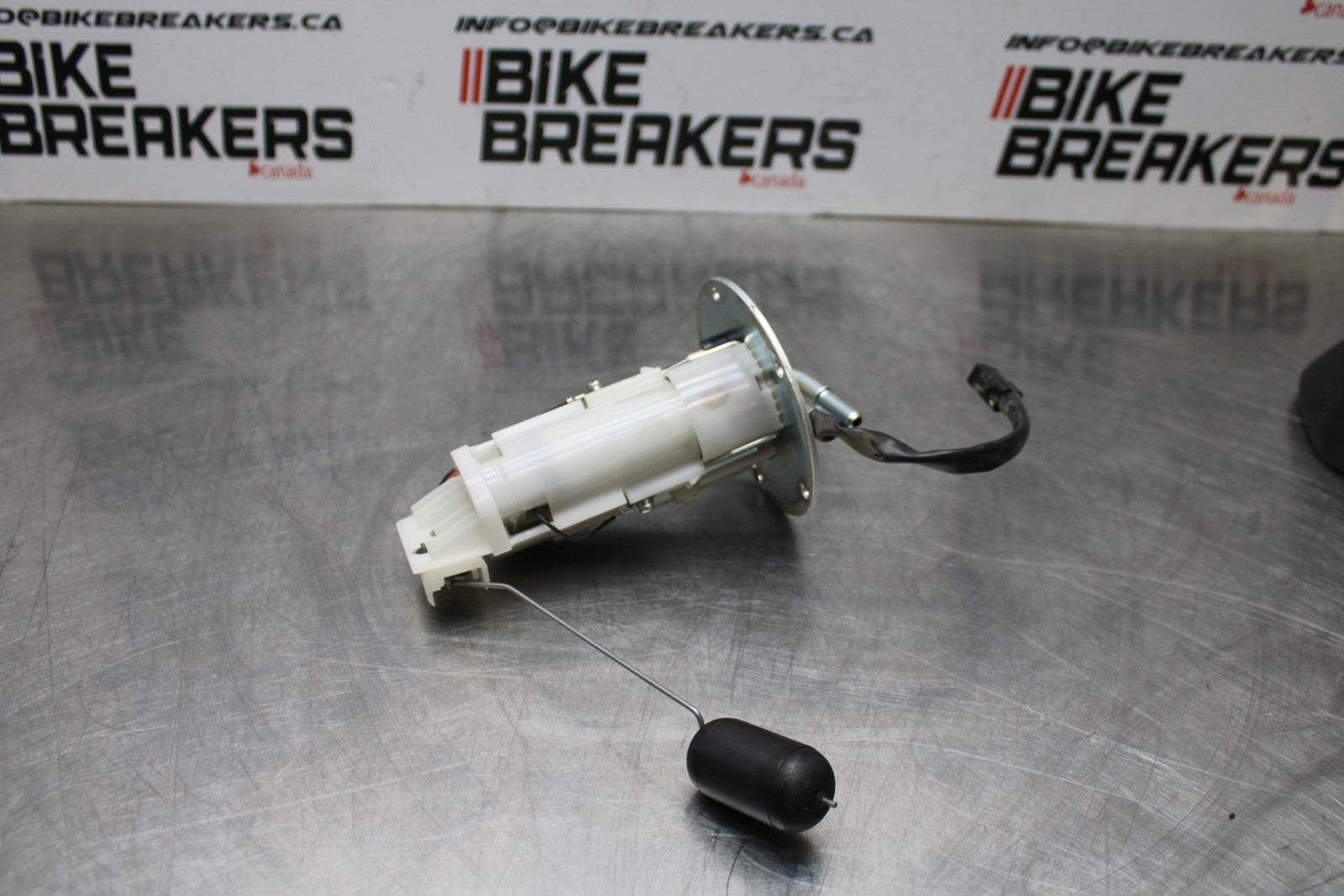 18-23 KAWASAKI NINJA 400 EX400 ABS FUEL PUMP GAS PETROL SENDER UNIT BB177
