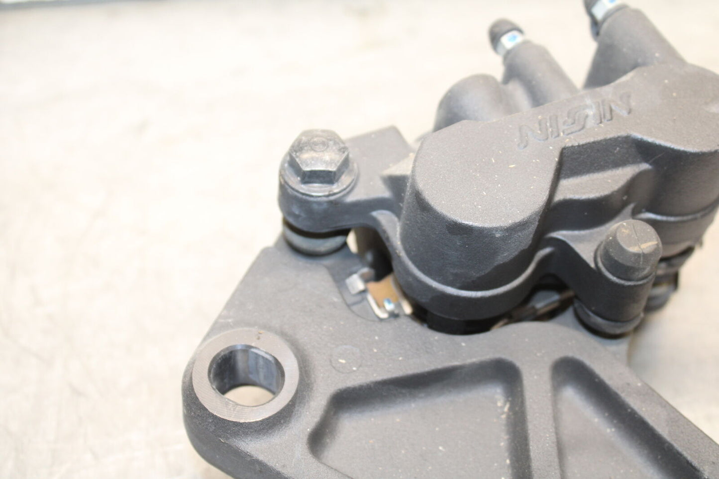 14 HONDA CTX1300A REAR BACK BRAKE CALIPER W MOUNT BRACKET BB732