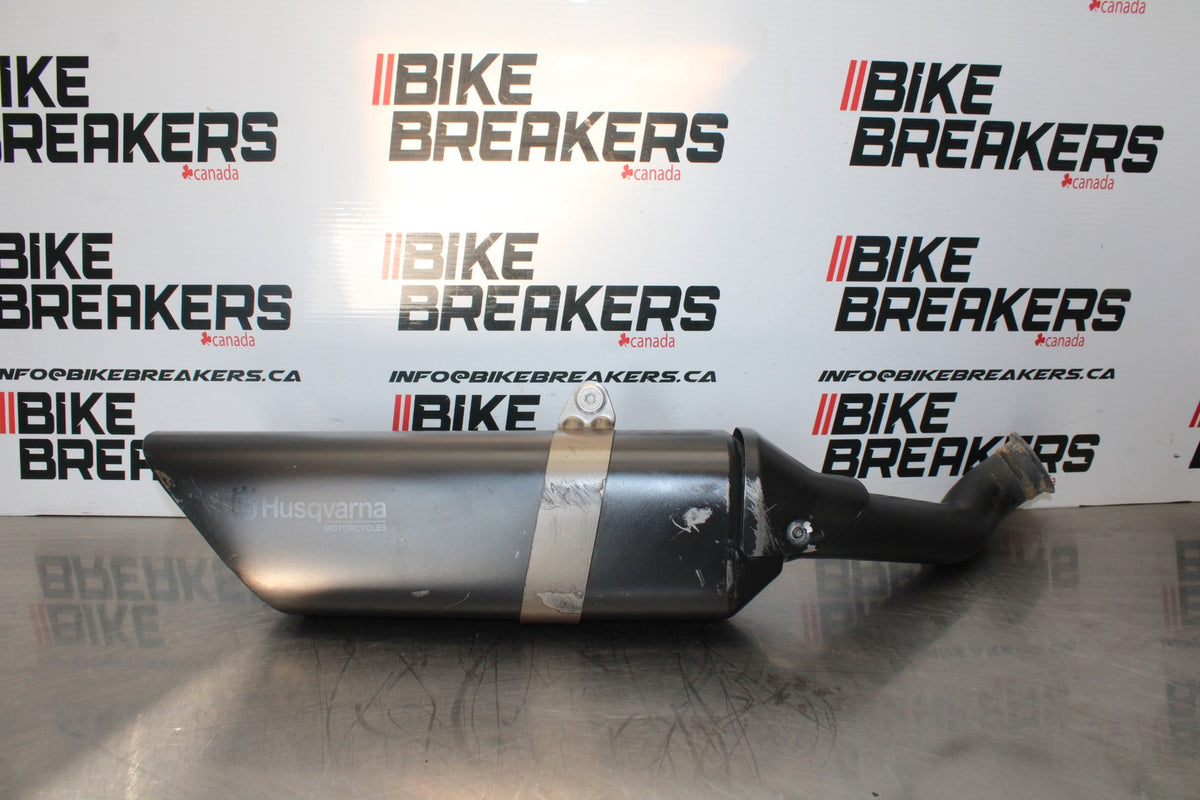 18-22 HUSQVARNA VITPILEN 701 EXHAUST PIPE MUFFLER SLIP ON CAN SILENCER BB198