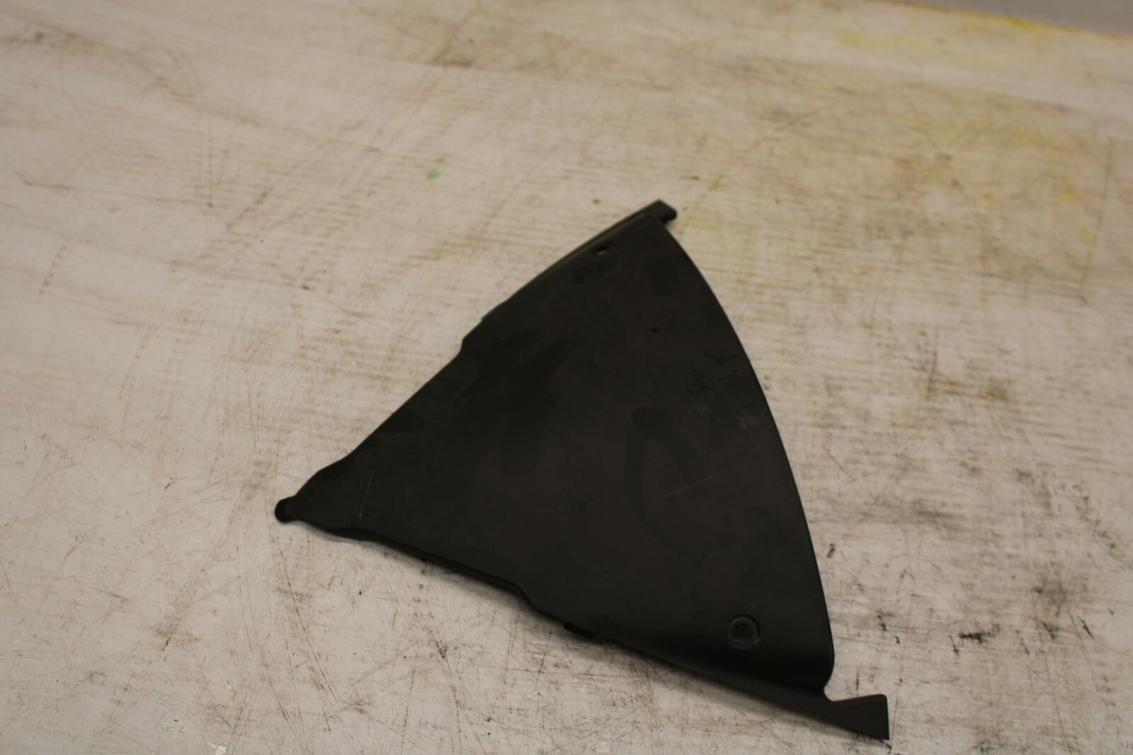 11-12 KAWASAKI NINJA 400 EX400 C FRONT WINDSHIELD WINDSCREEN TRIM BB358