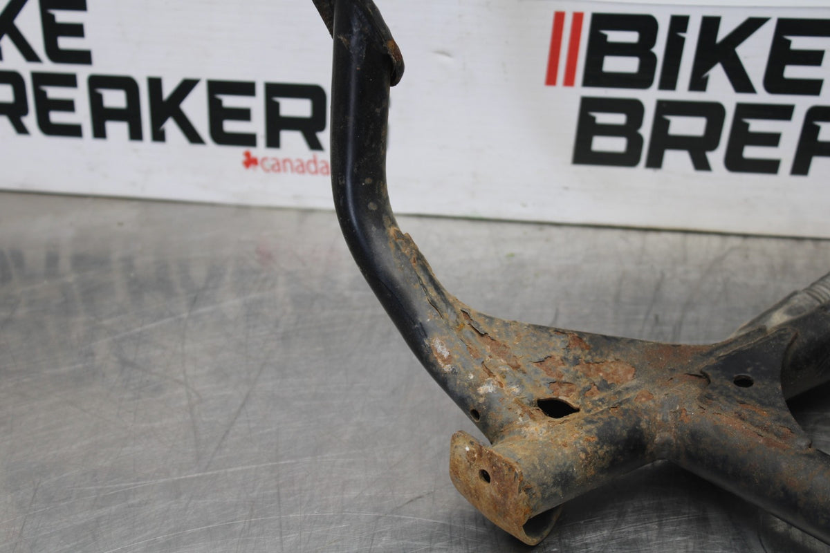 09 KAWASAKI CONCOURS 14 ZG1400B CENTER MAIN STAND BB875