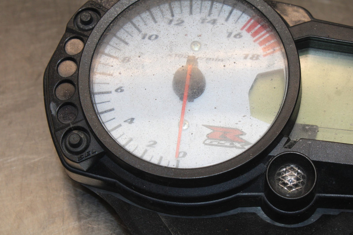 06-07 SUZUKI GSXR600 SPEEDO GAUGES DISPLAY CLUSTER SPEEDOMETER TACHOMETER BB836