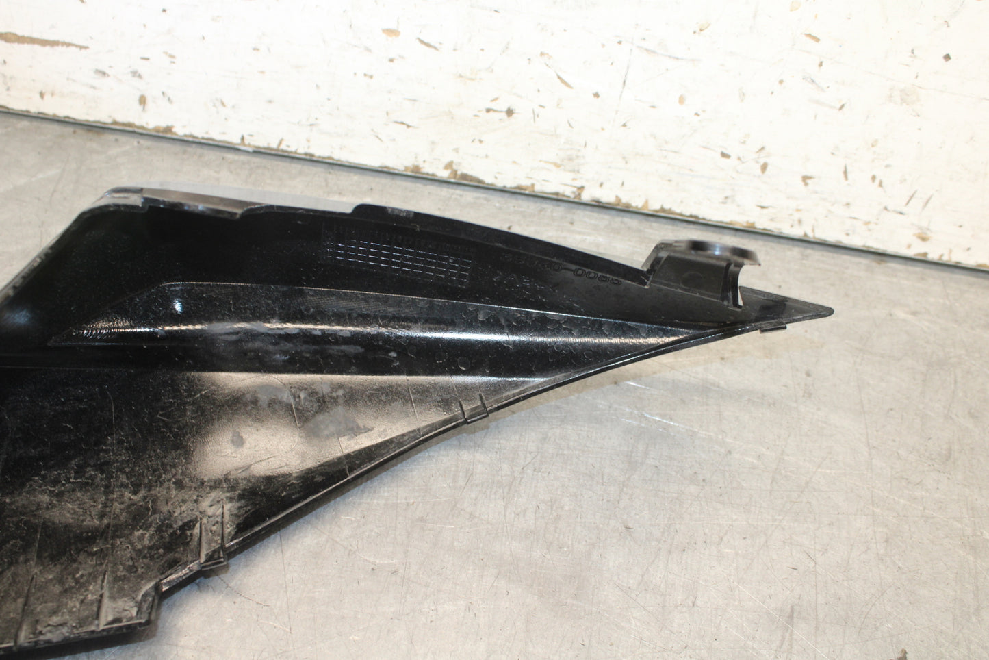 09-12 KAWASAKI NINJA ZX6R RIGHT REAR BACK TAIL FAIRING COWL SHROUD BB698