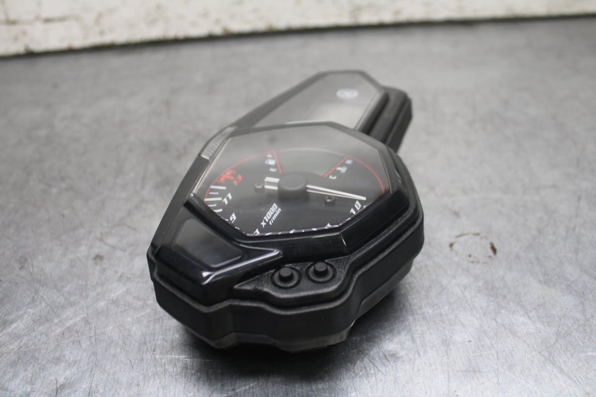 15-17 YAMAHA YZF R3 SPEEDO TACH GAUGES CLUSTER SPEEDOMETER TACHOMETER  BB111