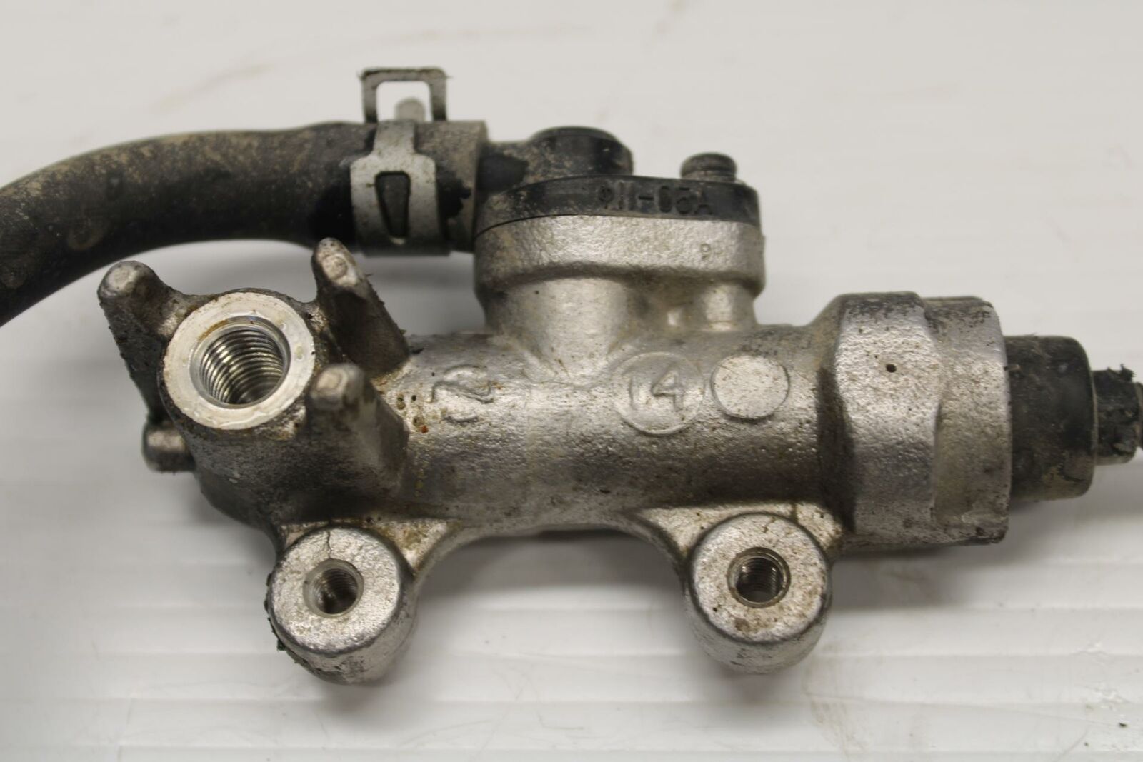 08 SUZUKI GSXR1000 REAR BACK BRAKE MASTER CYLINDER W RESERVOIR BB263
