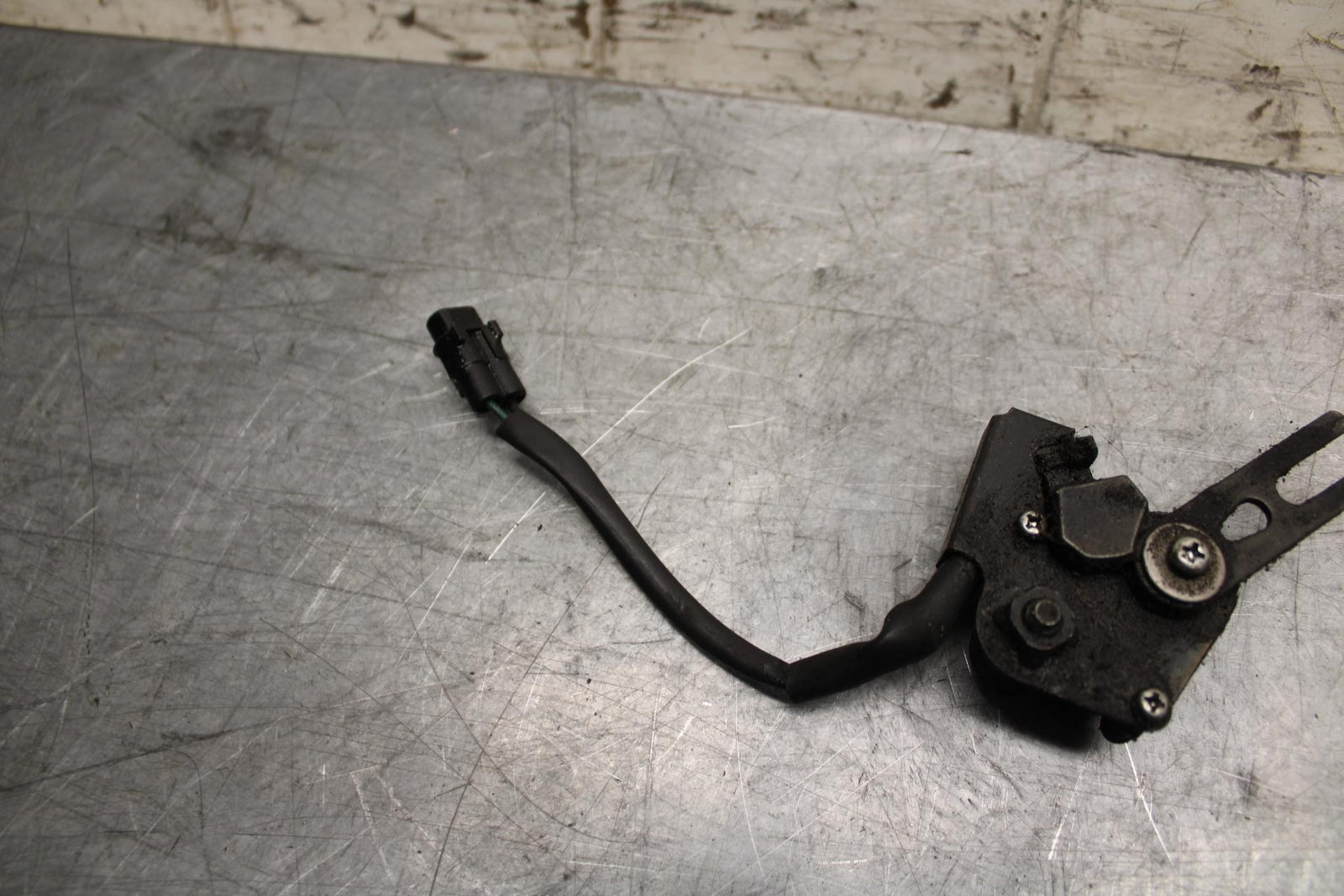 2009 Kawasaki Ninja ZX6R ZX600R KICKSTAND  KICK STAND SENSOR 27010-0100 BB548
