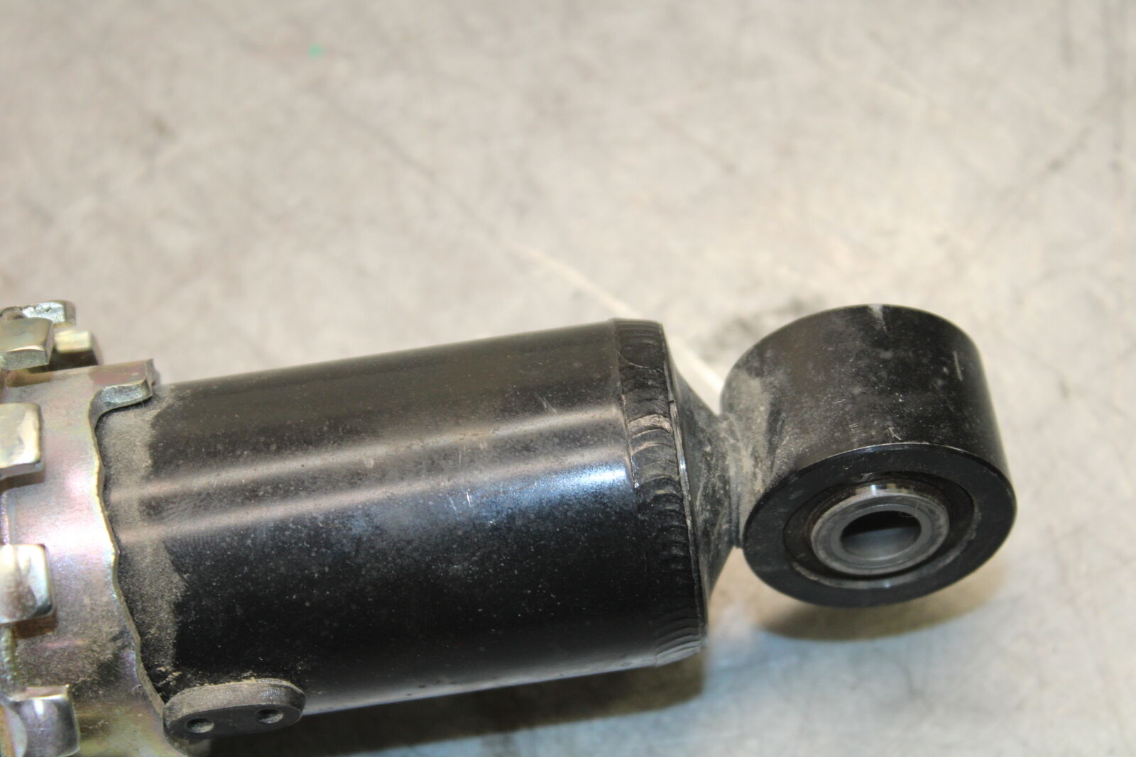 22-24 YAMAHA XSR900 REAR BACK SHOCK ABSORBER SUSPENSION BB683