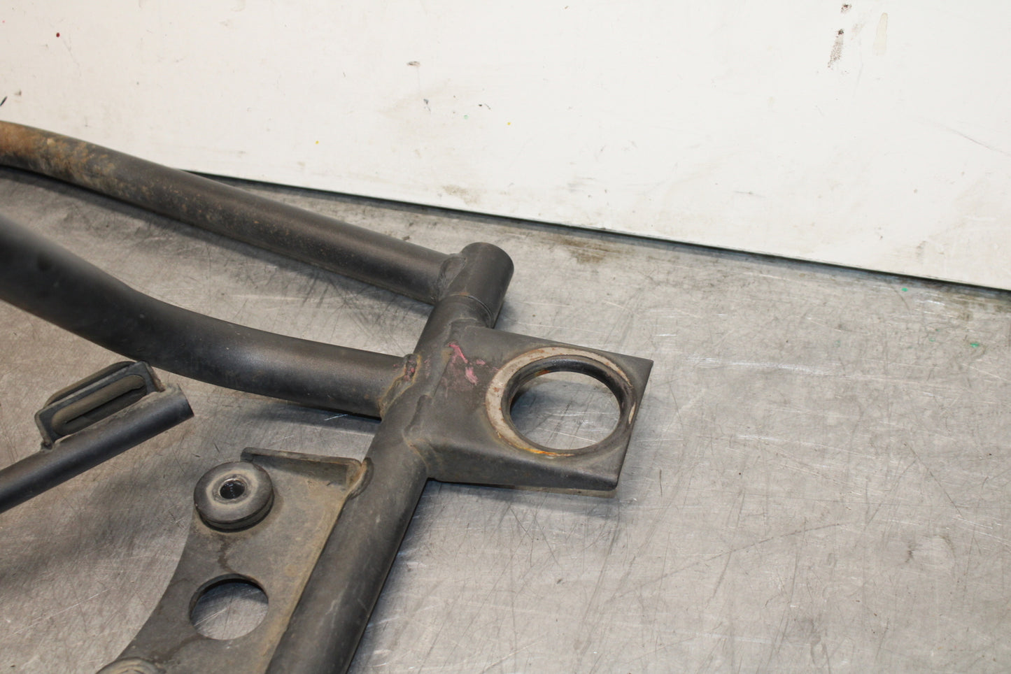 03-08 KAWASAKI VULCAN 1600 SADDLEBAG SUB FRAME STAY MOUNTS BB754