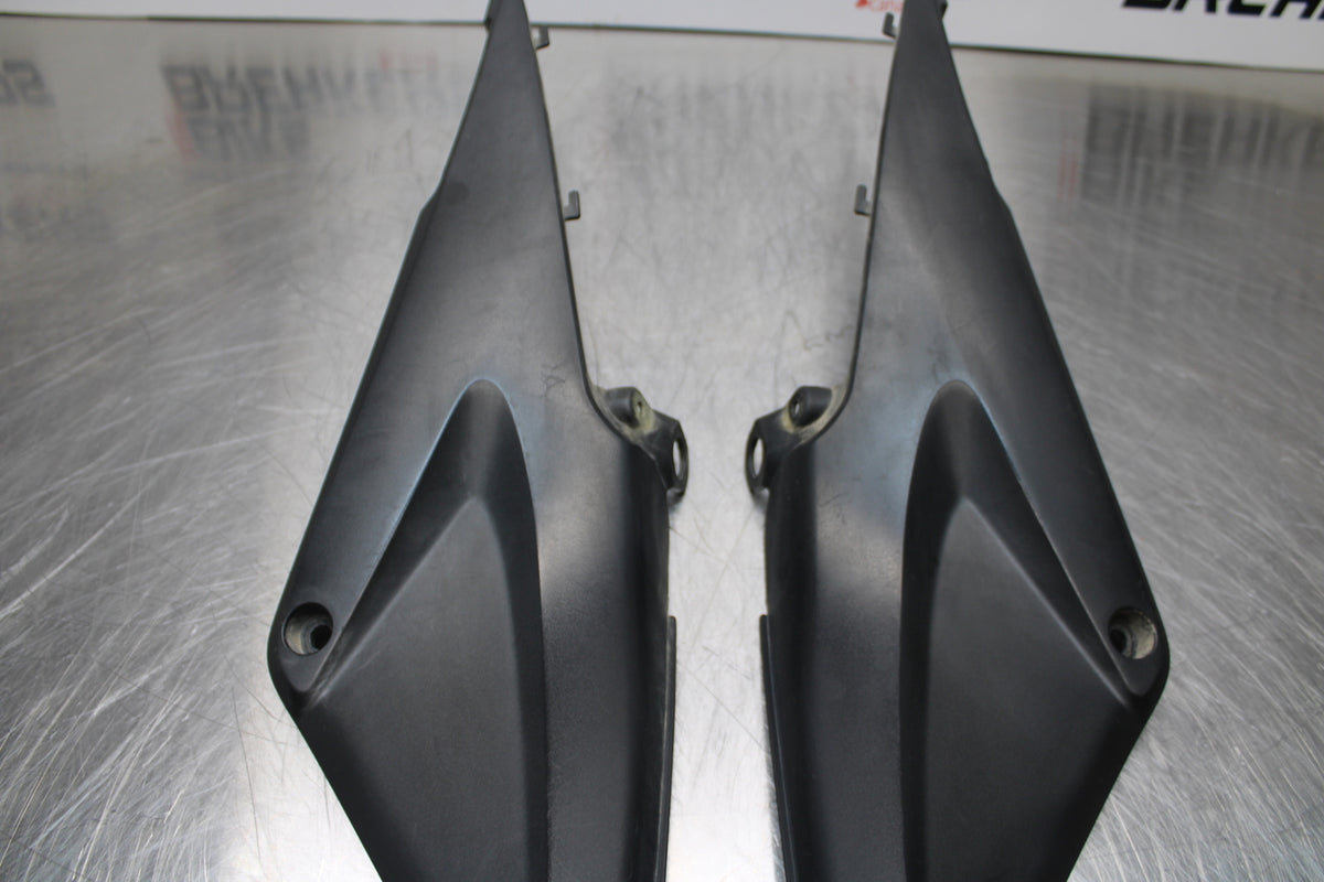 05-06 HONDA CBR600RR RIGHT LEFT GAS FUEL TANK PANELS COVERS TRIM SET COWLS BB149