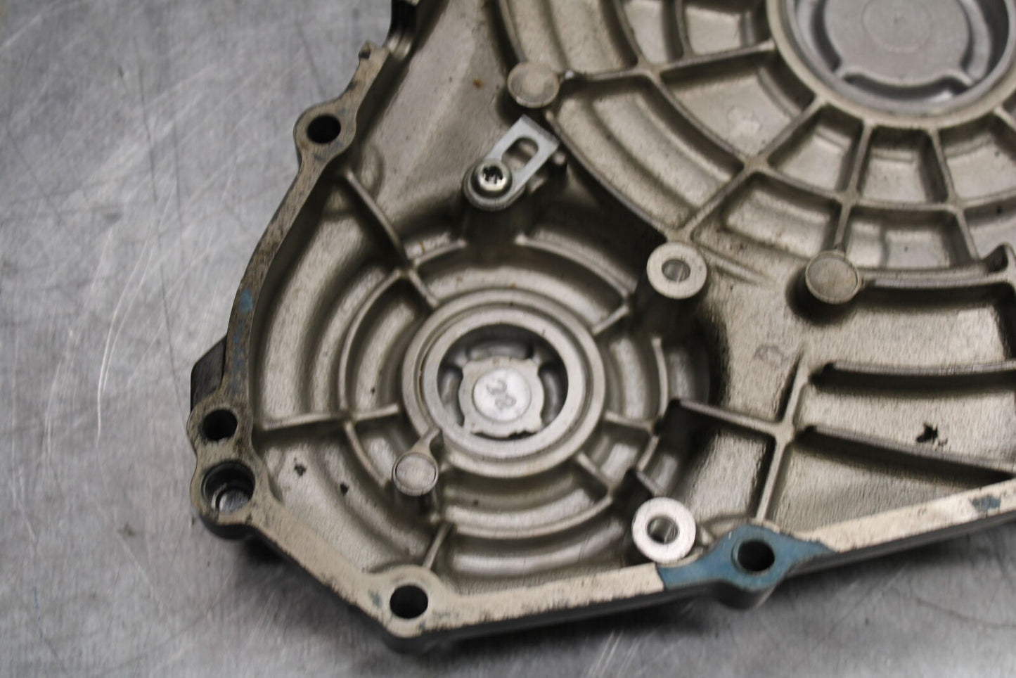 06-07 SUZUKI GSXR 600 CLUTCH SIDE ENGINE MOTOR COVER BB543