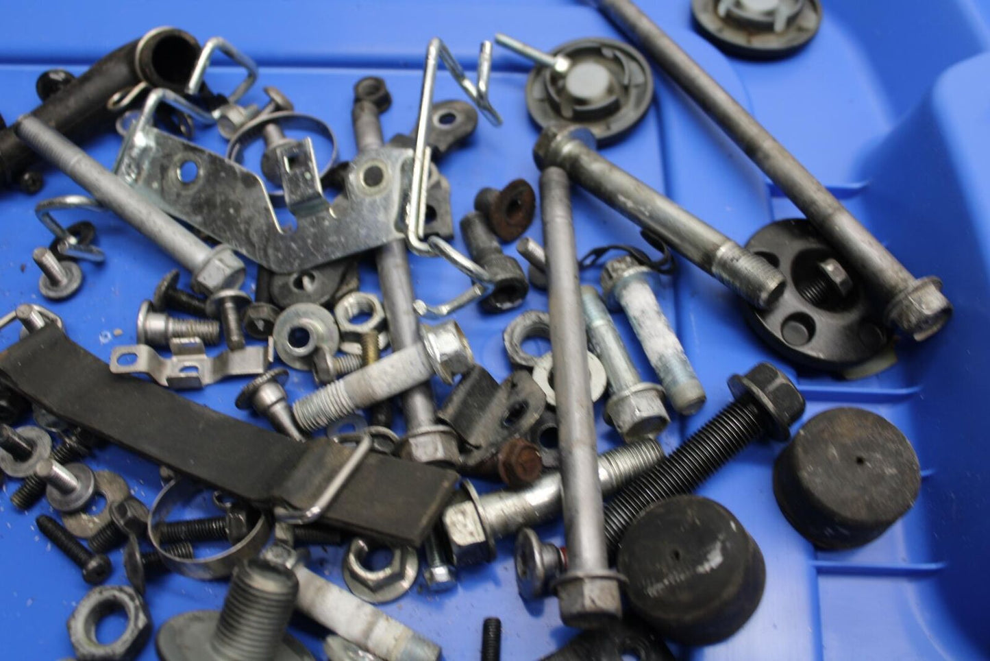 08-12 KAWASAKI NINJA 250R EX250J LEFTOVER  BOLTS HARDWARE MOTOR SCREWS BB612