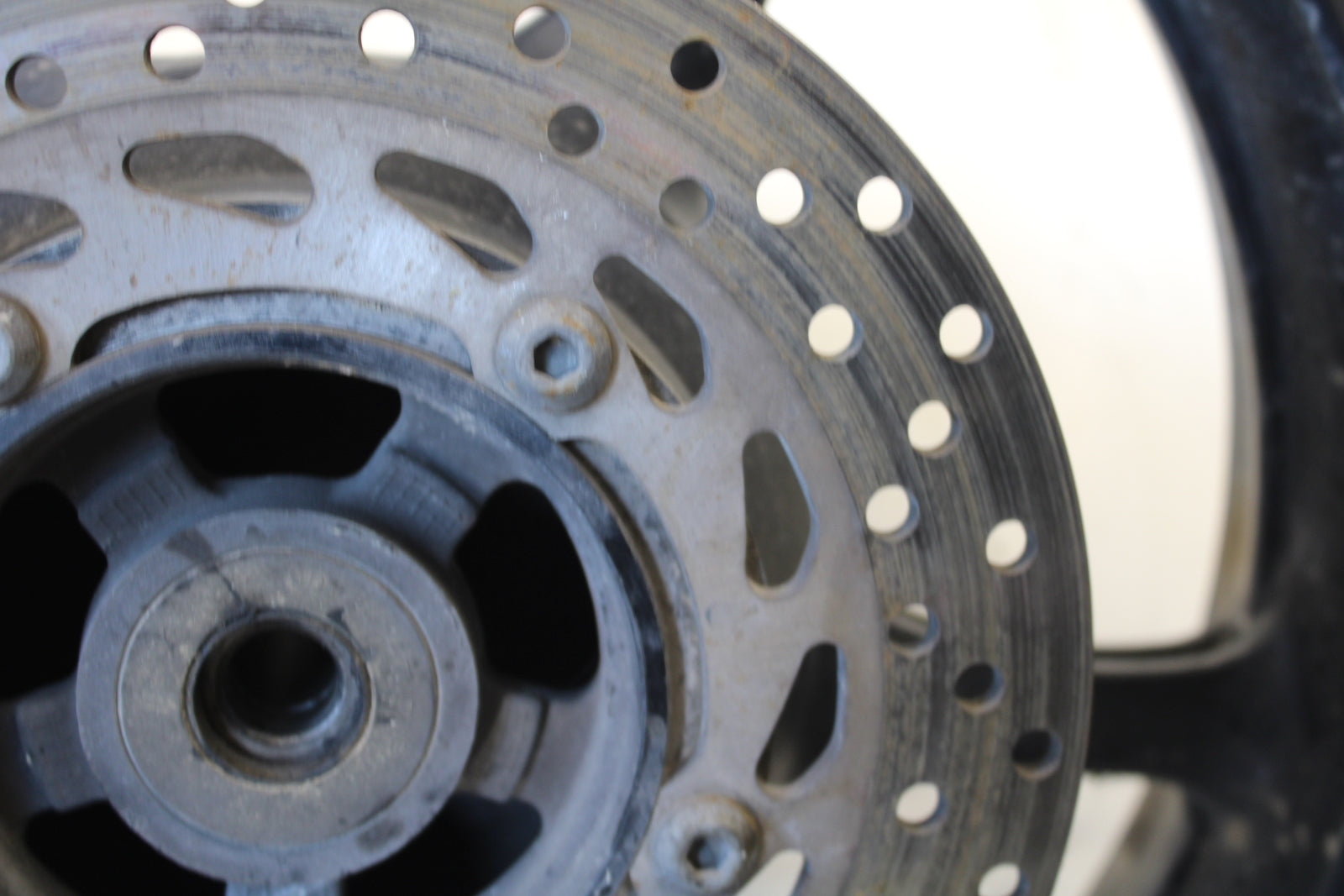 09-15 YAMAHA FZ6R REAR WHEEL BACK RIM BB686